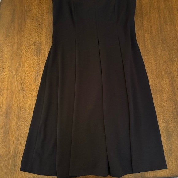 Calvin Klein Black Fit & Flare Pleated V-Neck Cocktail Dress Sheer Mesh Size 10 - Picture 6 of 9